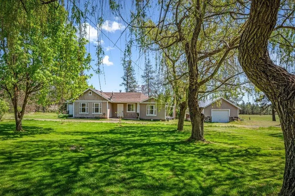 4 Bed 3 Bath Traditional Suburban Family Home in Spokane, WA