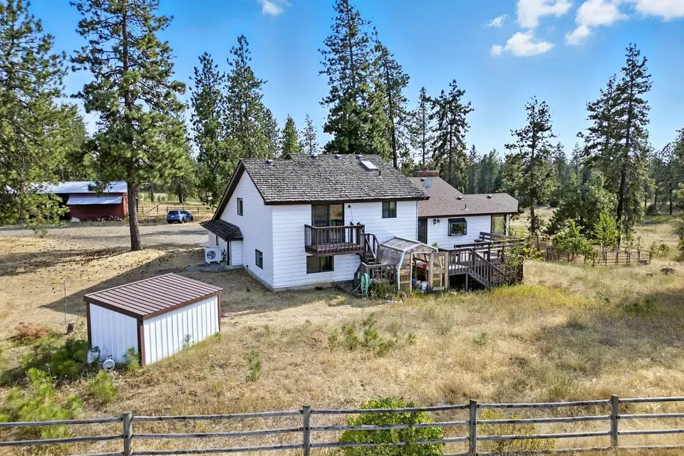 4 Bed 3 Bath Traditional Suburban Family Home in Spokane, WA - 3