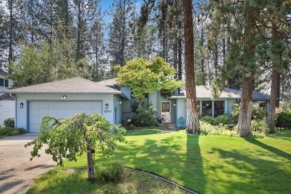 4 Bed 3 Bath Traditional Suburban Family Home in Spokane, WA