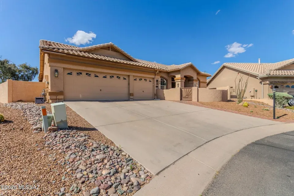 4 Bed 3 Bath Traditional Suburban Family Home in Tucson, AZ - 5