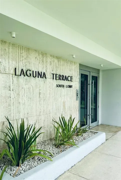 4 Bed 3 Bath Urban Residential Condo in San Juan, PR - 1