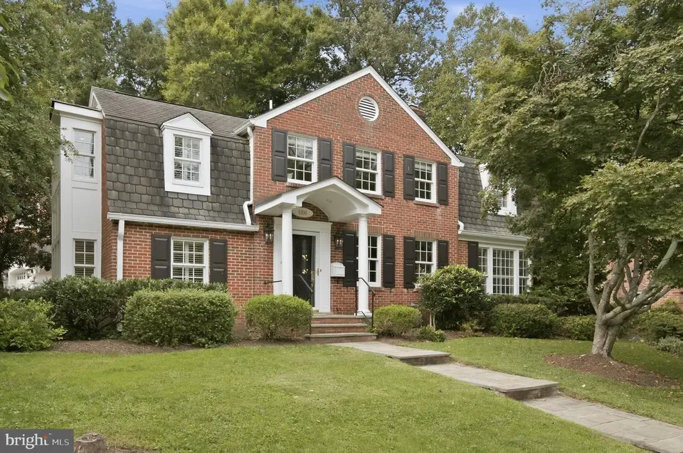 4 Bed 4 Bath Classic Historic Era Home in Bethesda, MD - 1