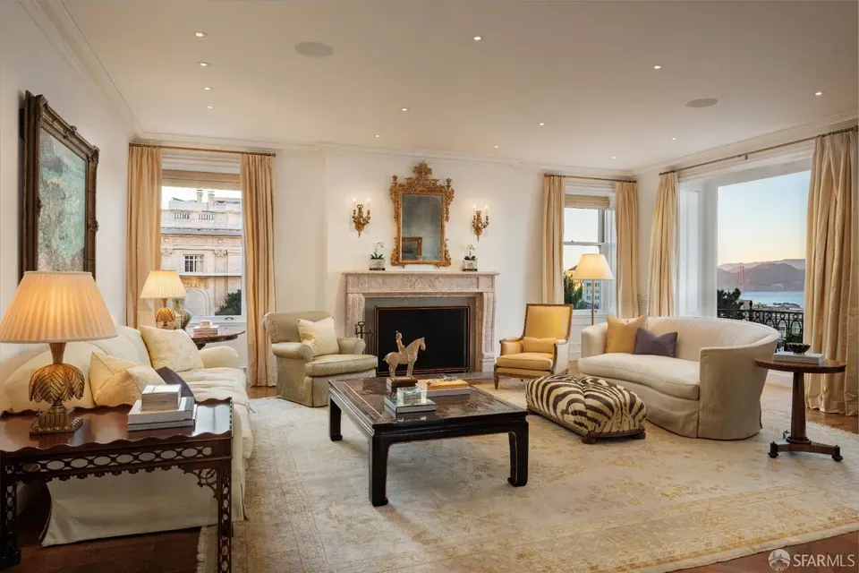 4 Bed 4 Bath Contemporary High-Rise Condo in San Francisco, CA - 4
