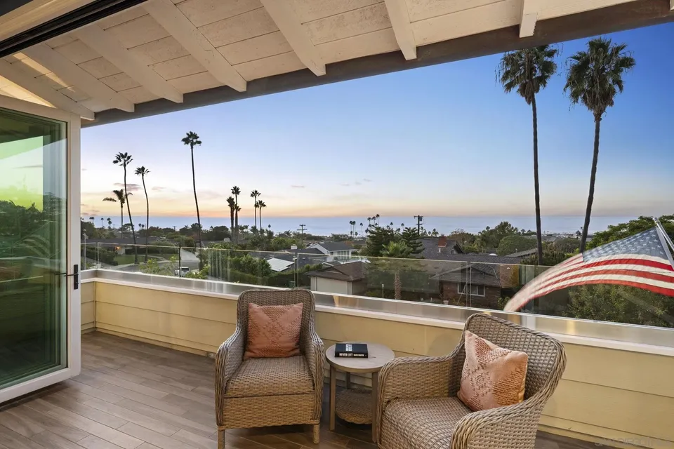 4 Bed 4 Bath Contemporary Modern in San Diego, CA