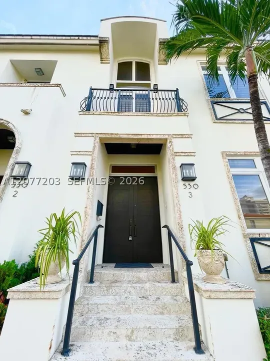 4 Bed 4 Bath Contemporary Multi-Level Townhome in Coral Gables, FL - 2