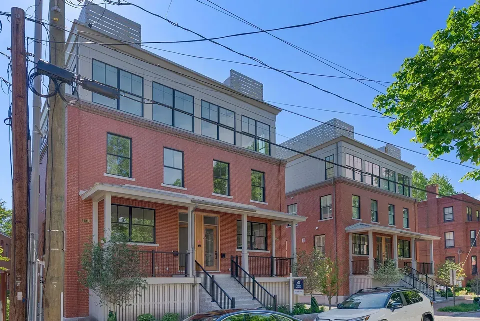 4 Bed 4 Bath Contemporary Multi-Level Townhome in Portland, ME - 5