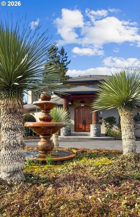 4 Bed 4 Bath Established Contemporary Home in Beaverton, OR - 5