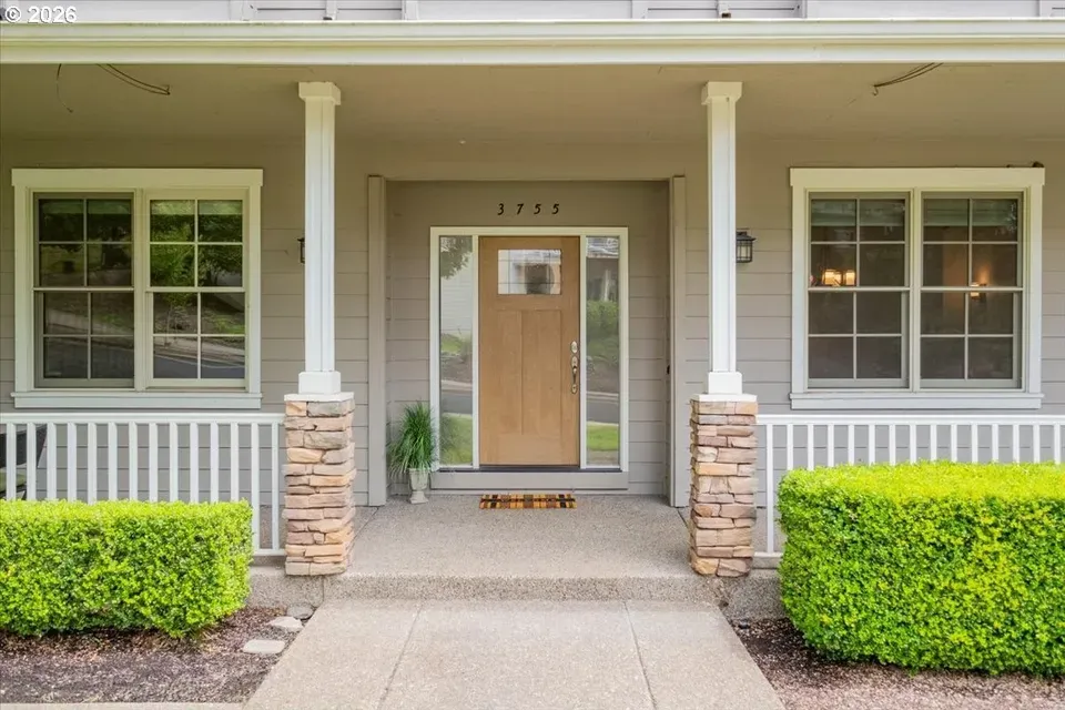 4 Bed 4 Bath Established Contemporary Home in Corvallis, OR - 2