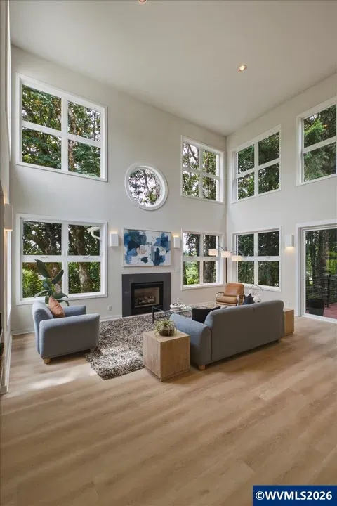 4 Bed 4 Bath Established Contemporary Home in Corvallis, OR - 4