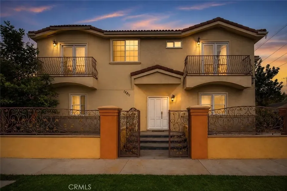 4 Bed 4 Bath Established Contemporary Home in Los Angeles, CA - 1