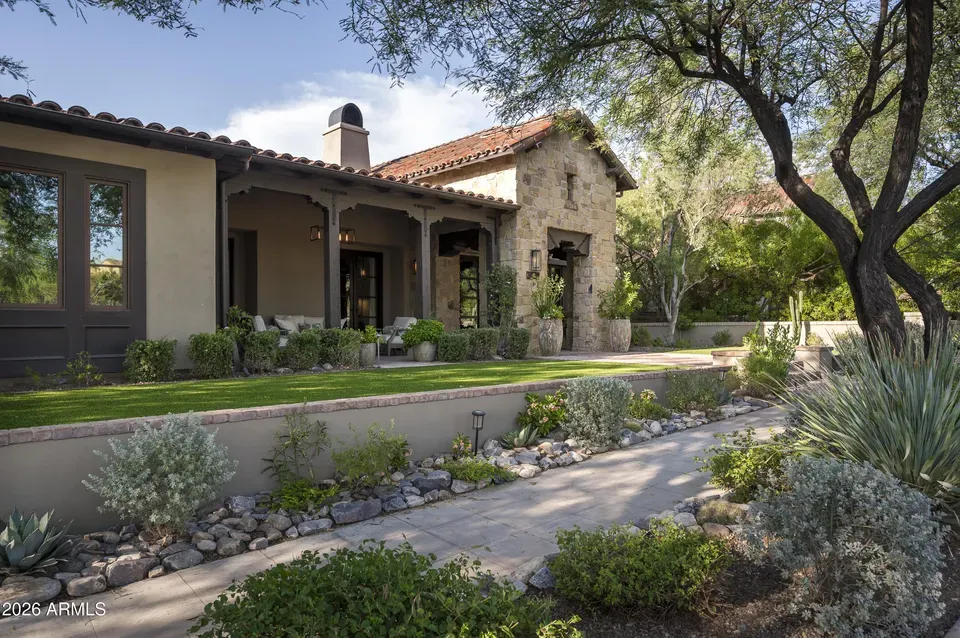 4 Bed 4 Bath Established Contemporary Home in Scottsdale, AZ - 3