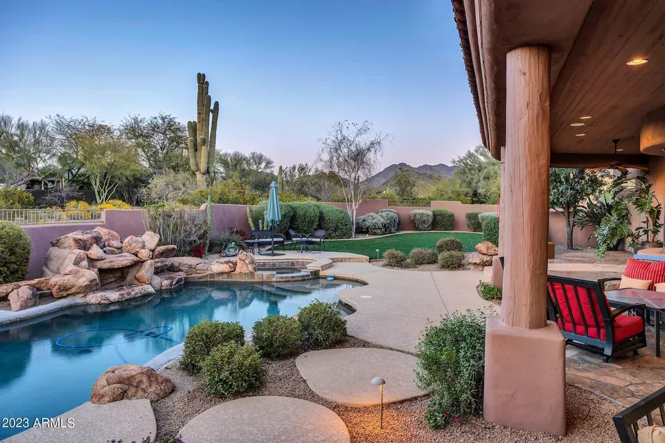4 Bed 4 Bath Established Contemporary Home in Scottsdale, AZ - 4