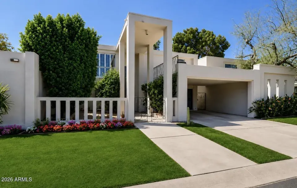 4 Bed 4 Bath Established Multi-Level Townhouse in Scottsdale, AZ - 2