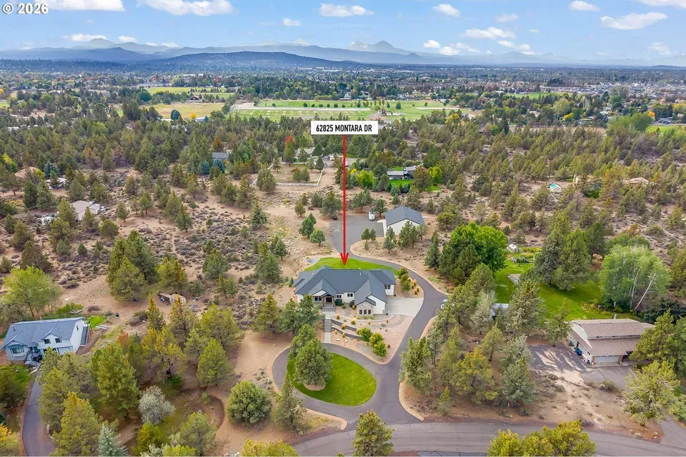 4 Bed 4 Bath Modern Architectural Estate in Bend, OR - 4