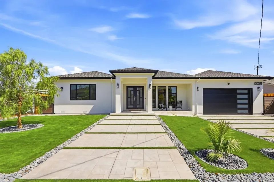 4 Bed 4 Bath Modern Architectural Estate in San Jose, CA