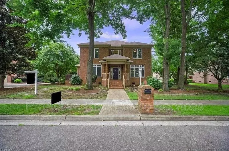 4 Bed 4 Bath Modern Contemporary Residence in Chesapeake, VA - 4