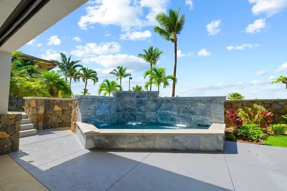 4 Bed 4 Bath Modern Contemporary Residence in Maui, HI - 4