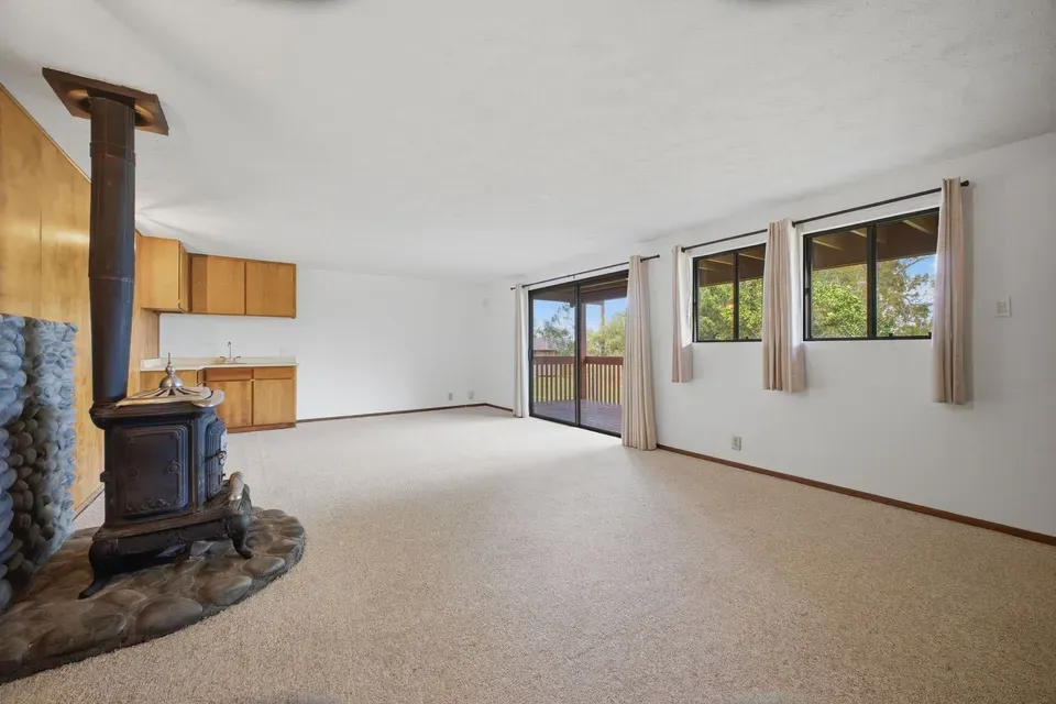 4 Bed 4 Bath Modern Contemporary Residence in Maui, HI - 3