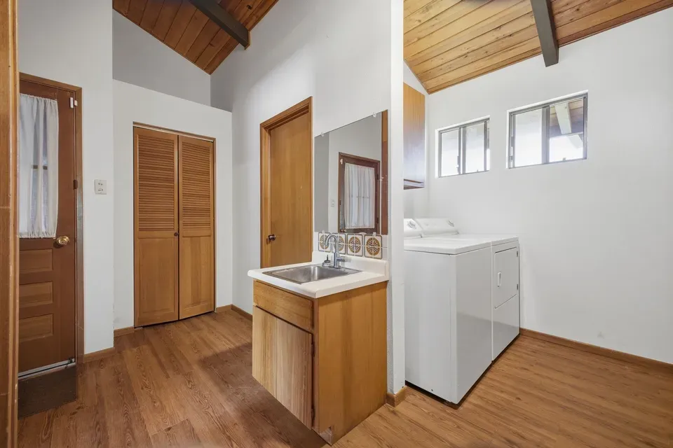 4 Bed 4 Bath Modern Contemporary Residence in Maui, HI - 5