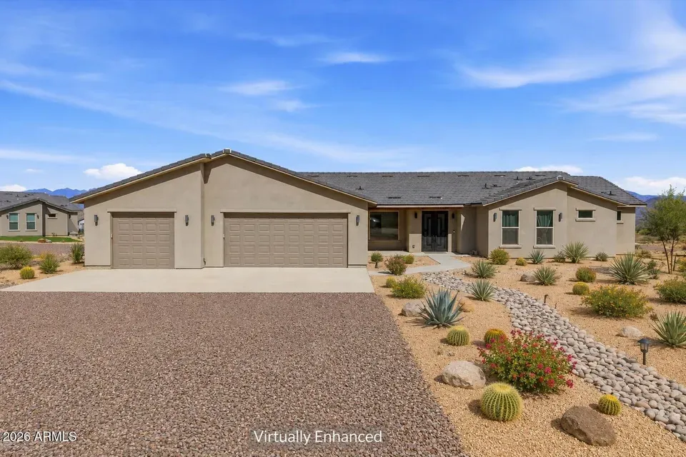 4 Bed 4 Bath Modern Contemporary Residence in Scottsdale, AZ - 2