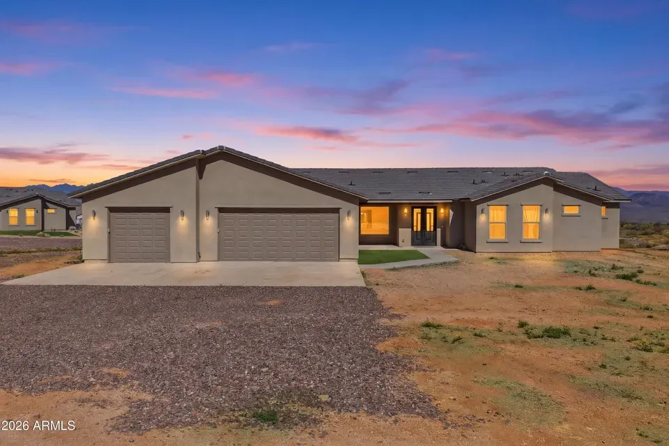 4 Bed 4 Bath Modern Contemporary Residence in Scottsdale, AZ - 4