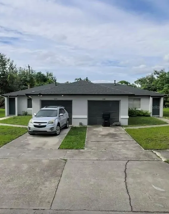 4 Bed 4 Bath Traditional Craftsman in Orlando, FL
