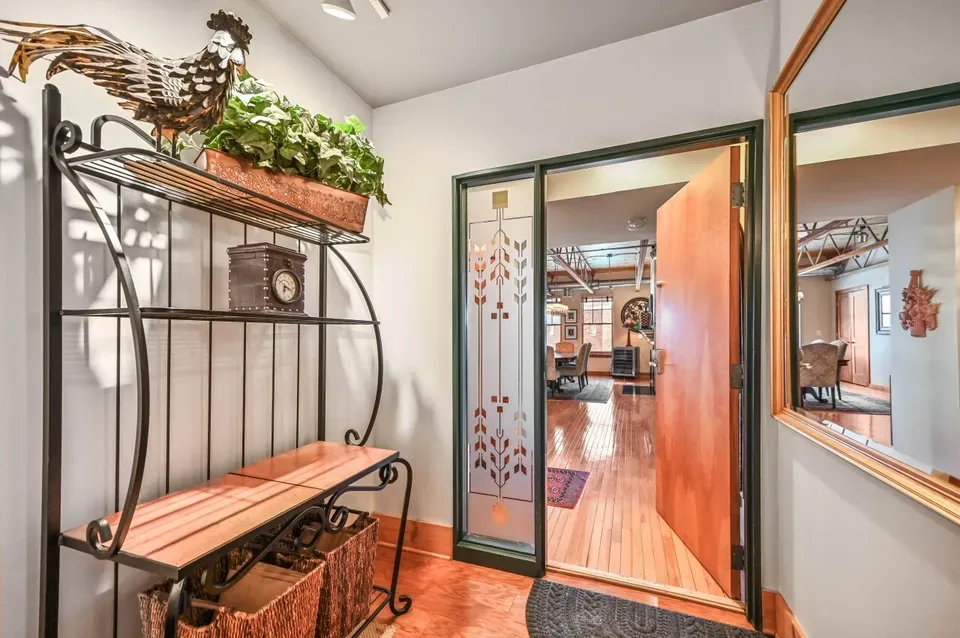 4 Bed 4 Bath Urban Residential Condo in Milwaukee, WI - 3