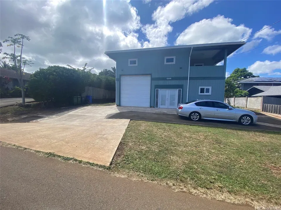 4 Bed 5 Bath Established Contemporary Home in Kailua, HI
