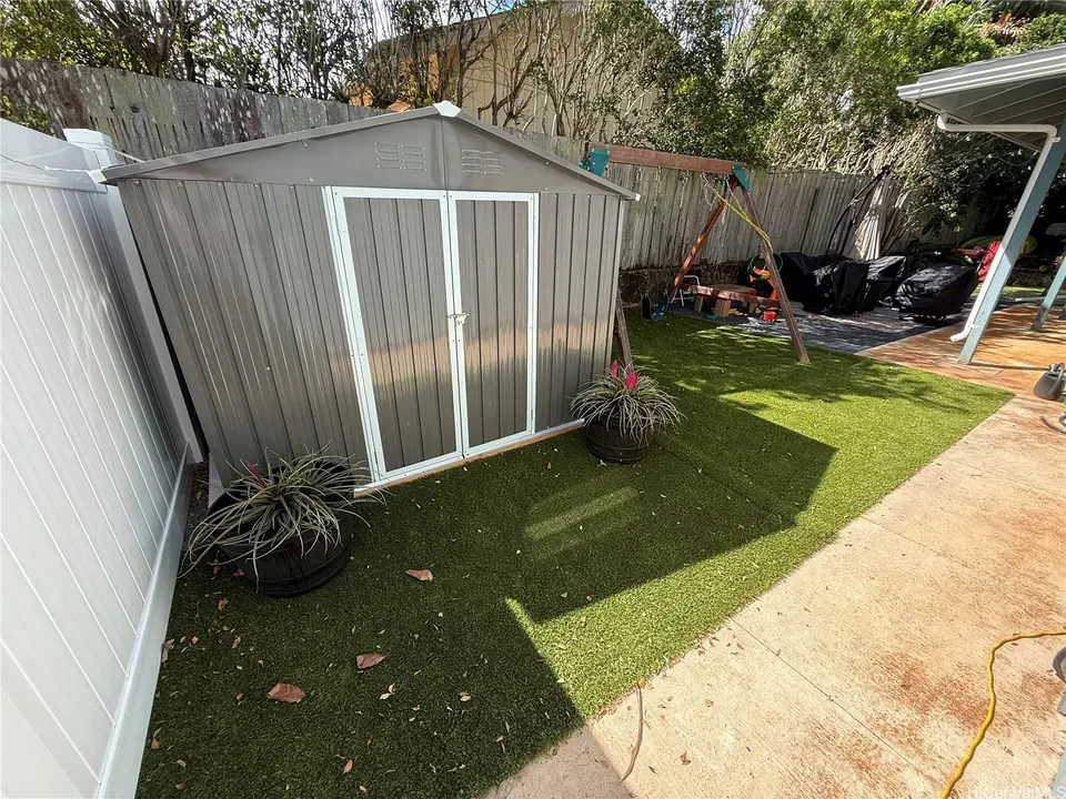 4 Bed 5 Bath Established Contemporary Home in Kailua, HI - 2