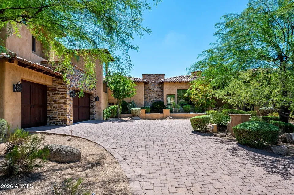 4 Bed 5 Bath Established Contemporary Home in Scottsdale, AZ - 3