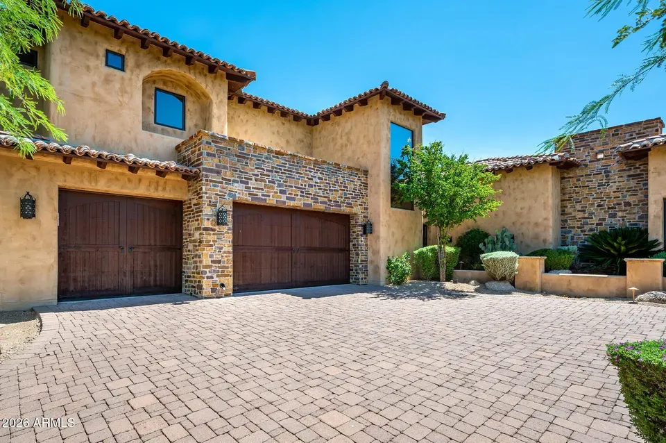 4 Bed 5 Bath Established Contemporary Home in Scottsdale, AZ - 4