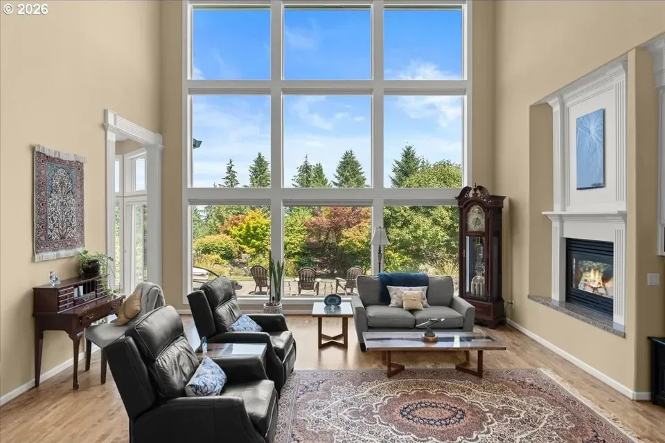 4 Bed 5 Bath Traditional Suburban Family Home in Hillsboro, OR - 5