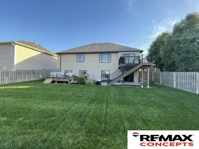 5 Bed 1 Bath Established Contemporary Home in Lincoln, NE - 5