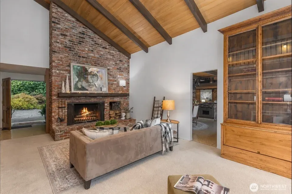 5 Bed 1 Bath Established Mid-Century Residence in Bellevue, WA - 5