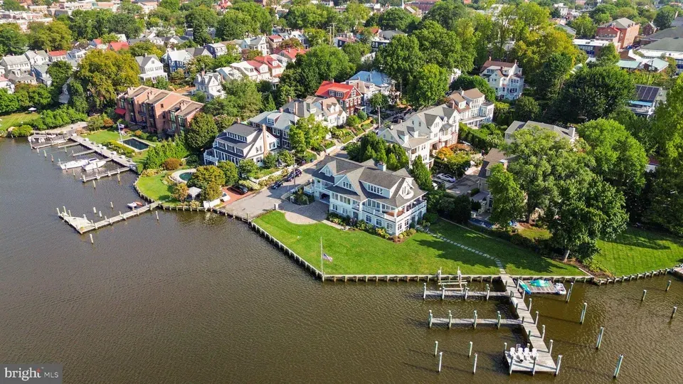 5 Bed 2 Bath Classic Historic Era Home in Annapolis, MD - 2
