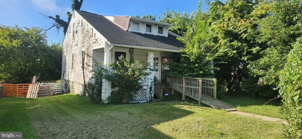 5 Bed 2 Bath Classic Historic Era Home in Baltimore, MD