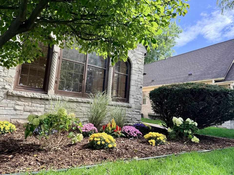 5 Bed 2 Bath Classic Historic Era Home in Milwaukee, WI - 3