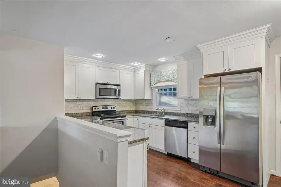5 Bed 2 Bath Established Mid-Century Residence in Annapolis, MD - 2