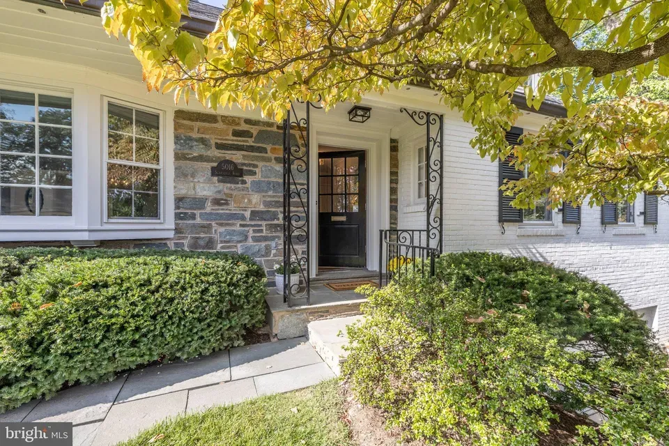 5 Bed 2 Bath Established Mid-Century Residence in Bethesda, MD - 2