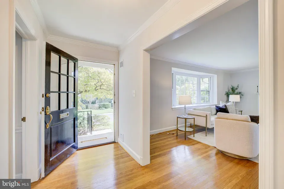 5 Bed 2 Bath Established Mid-Century Residence in Bethesda, MD - 4