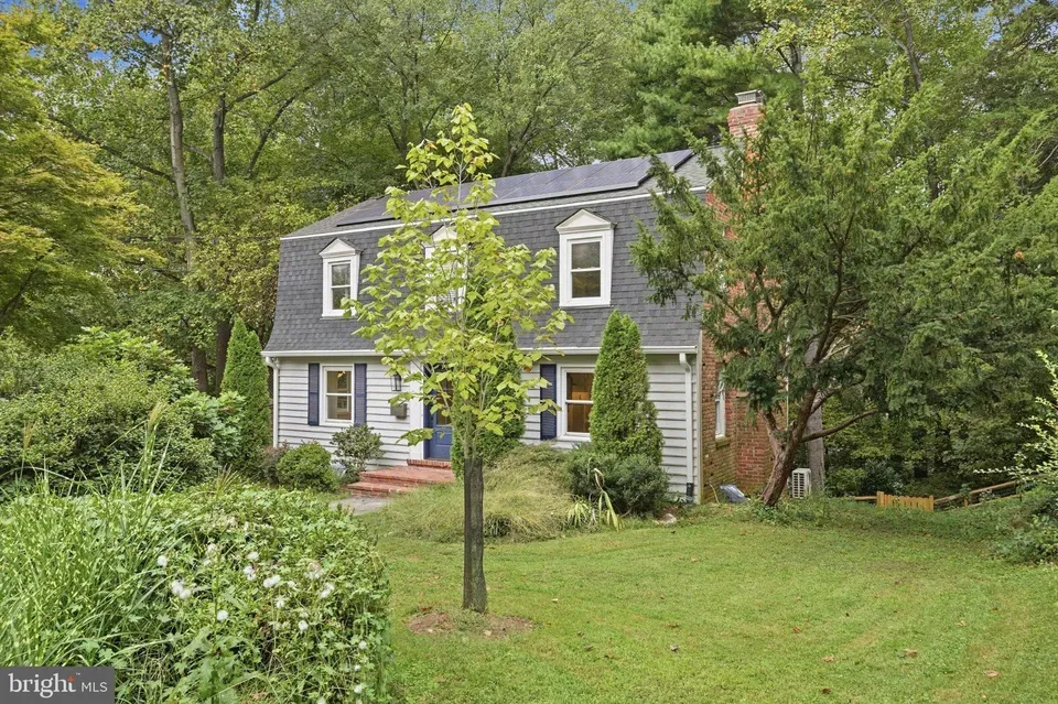 5 Bed 2 Bath Established Mid-Century Residence in Bethesda, MD - 3
