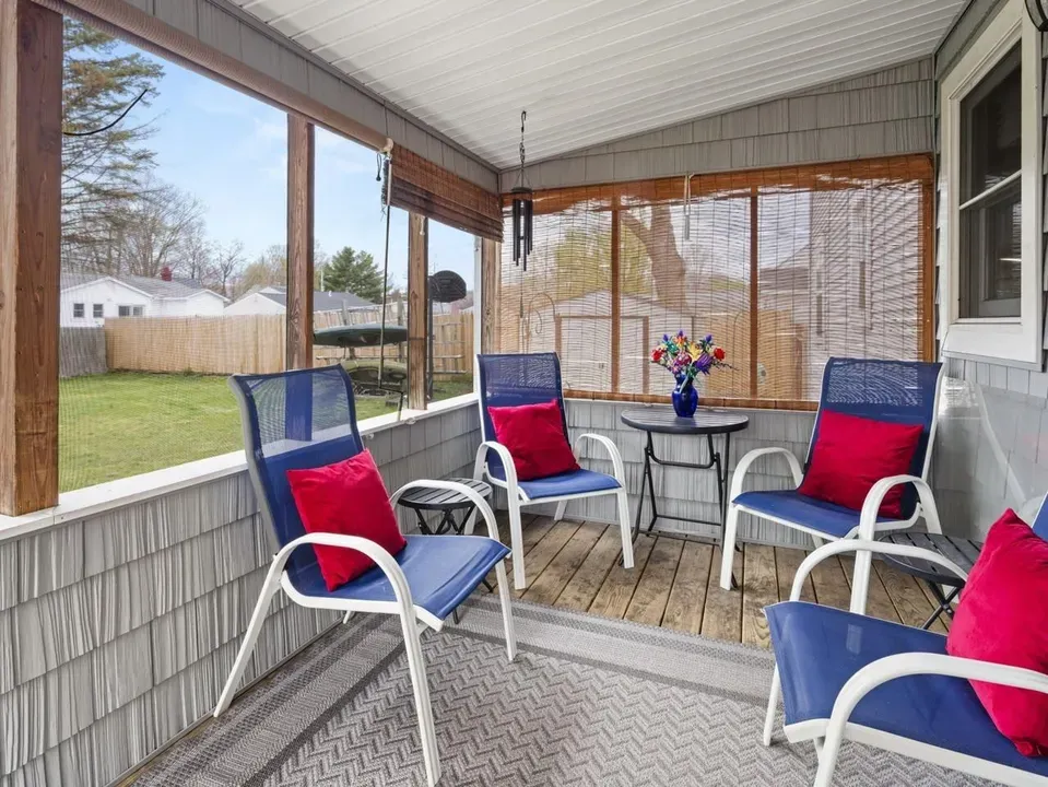 5 Bed 2 Bath Established Mid-Century Residence in Burlington, VT - 4