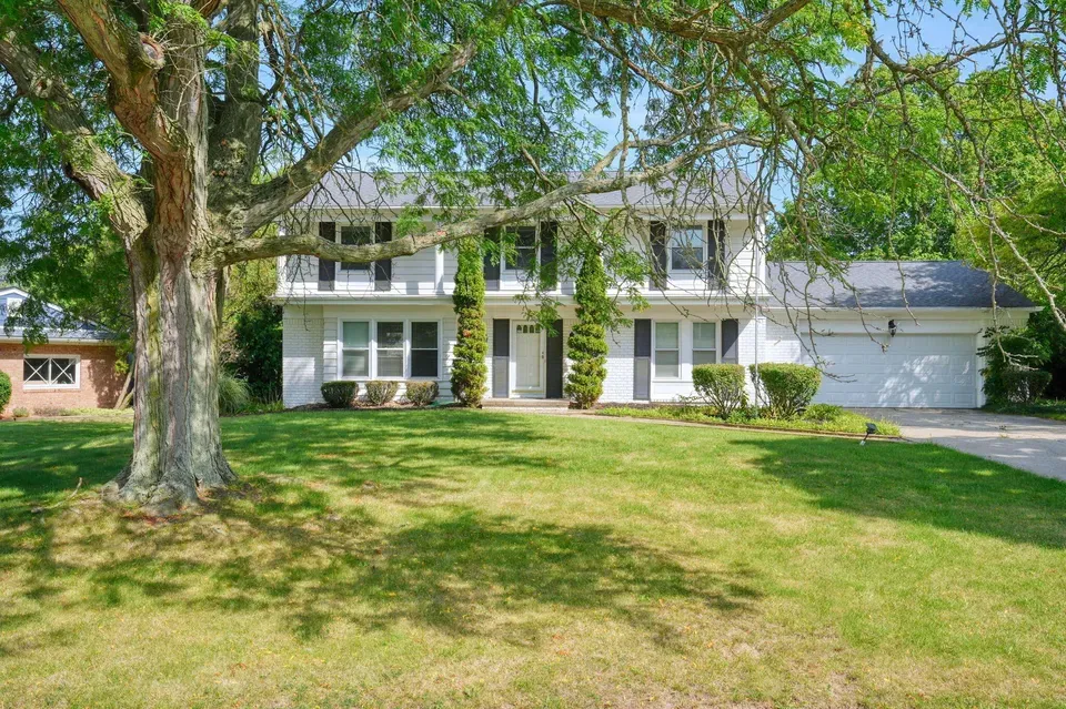 5 Bed 2 Bath Established Mid-Century Residence in Lansing, MI - 2
