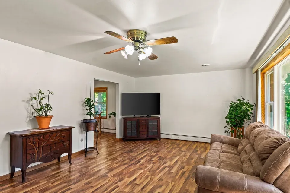 5 Bed 2 Bath Established Mid-Century Residence in Madison, WI - 5