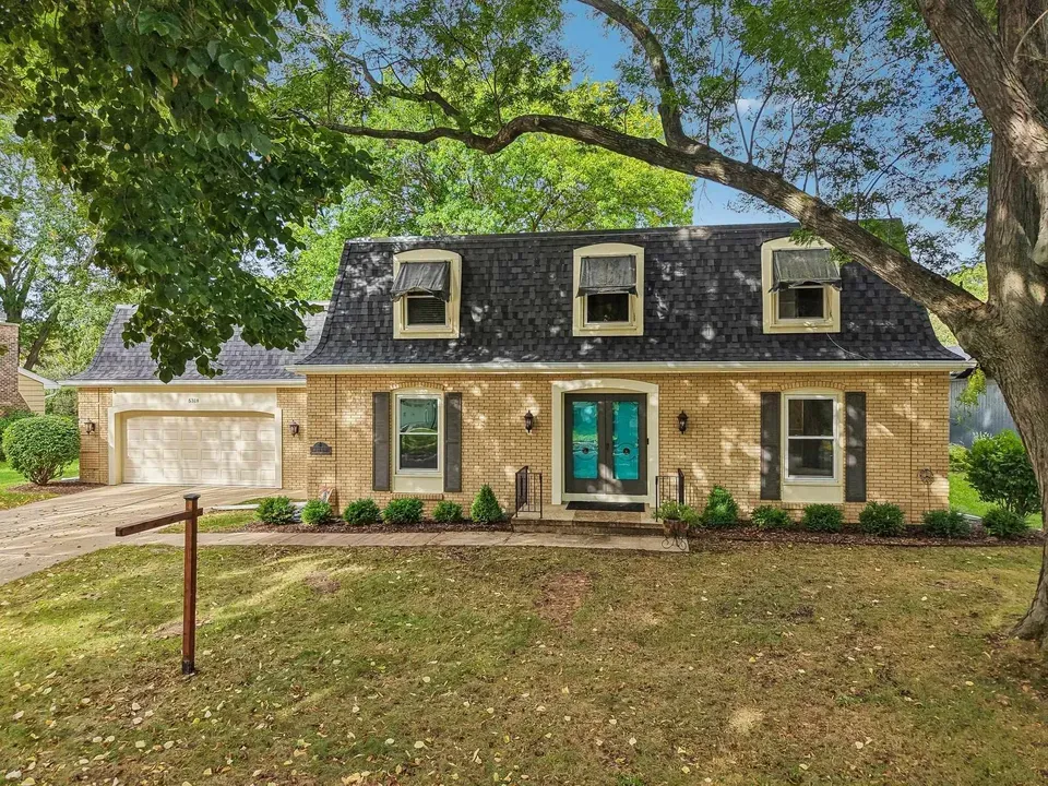 5 Bed 2 Bath Established Mid-Century Residence in Madison, WI - 2