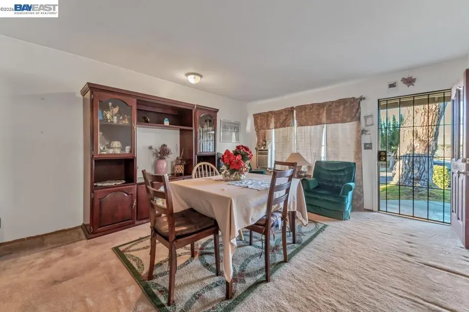 5 Bed 2 Bath Established Mid-Century Residence in San Jose, CA - 4