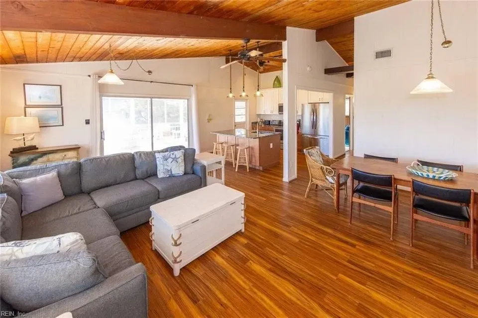 5 Bed 2 Bath Established Mid-Century Residence in Virginia Beach, VA - 5