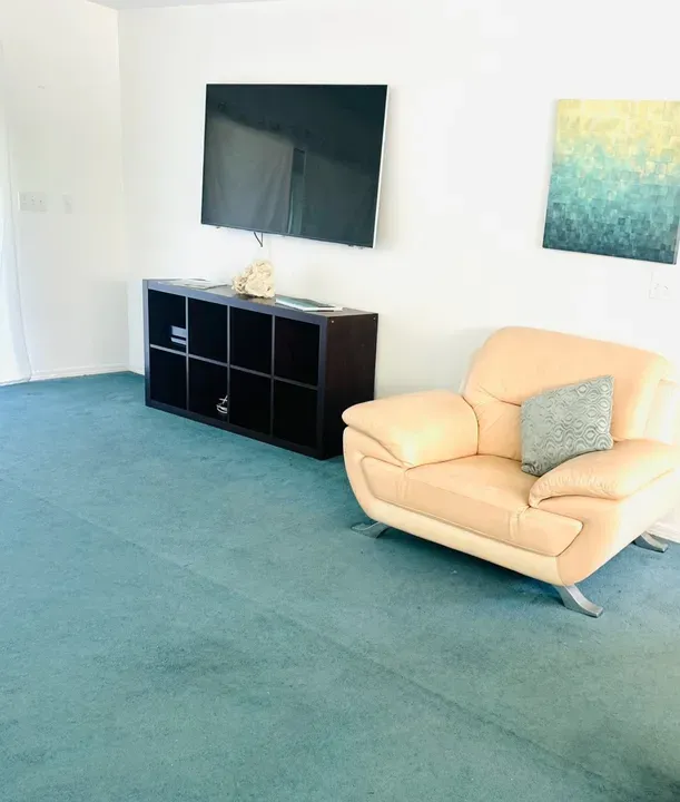 5 Bed 2 Bath Established Multi-Level Townhouse in Kailua, HI - 4