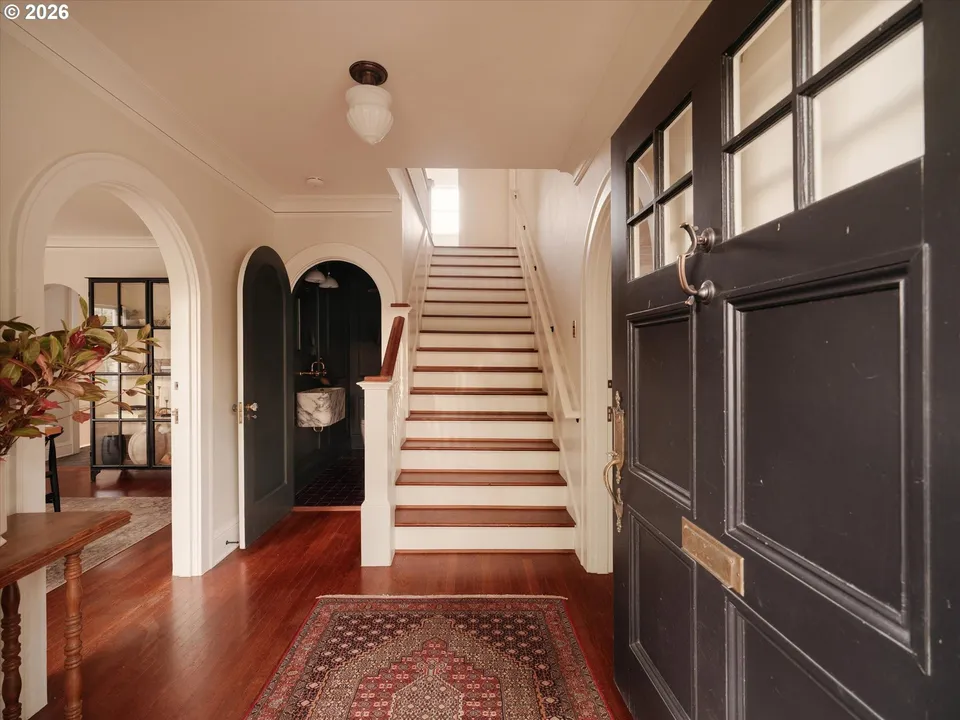 Interior view 1