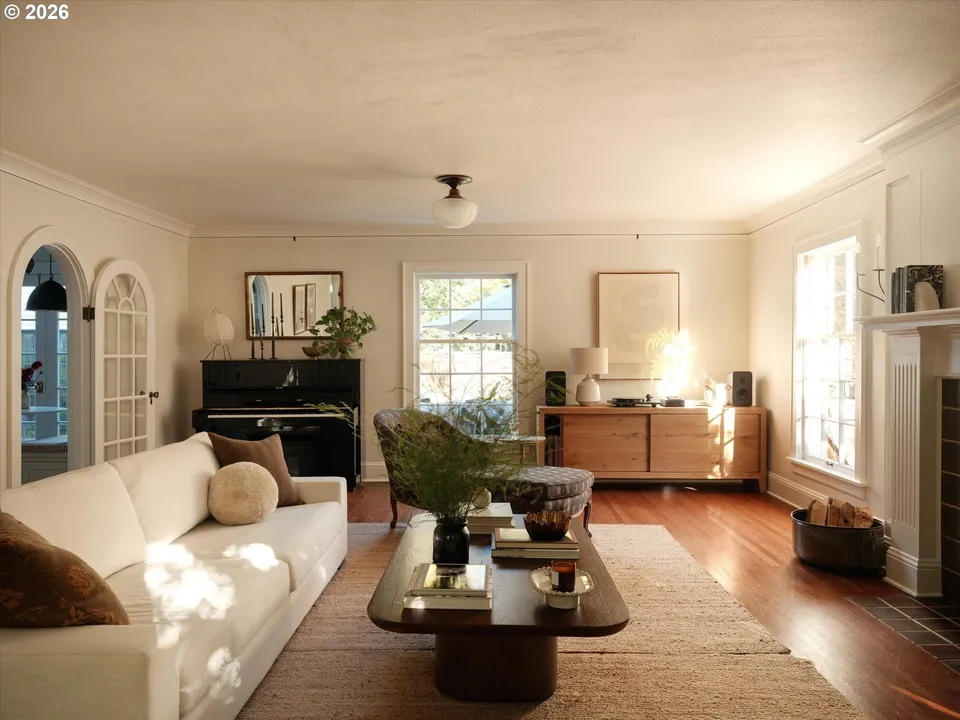 Interior view 2